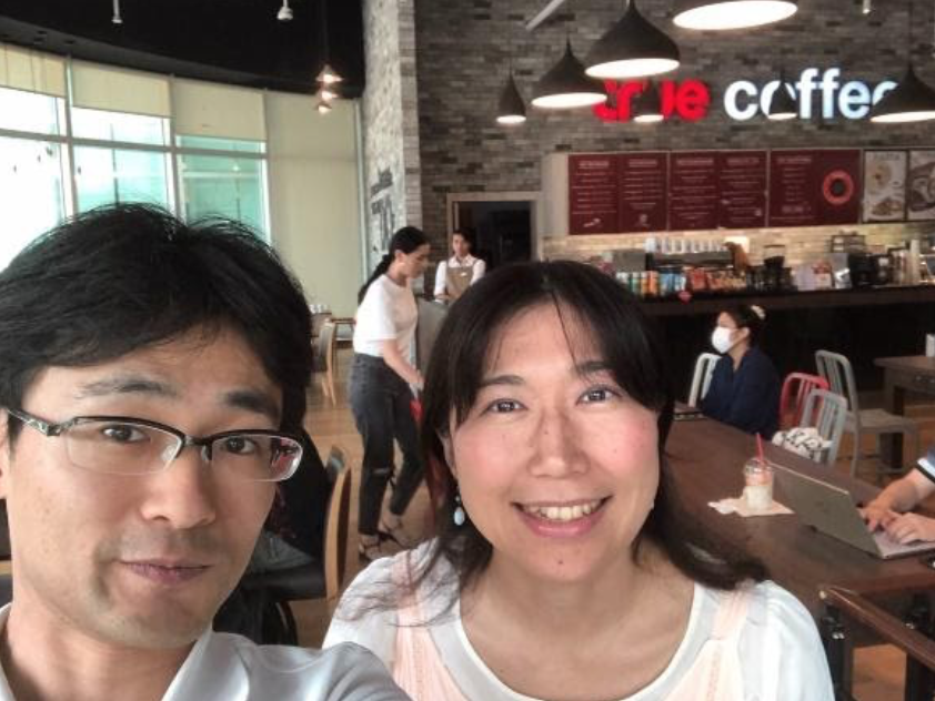 左:落合秀也君(高54回)とタイで再会!3人で再会する日も近い?